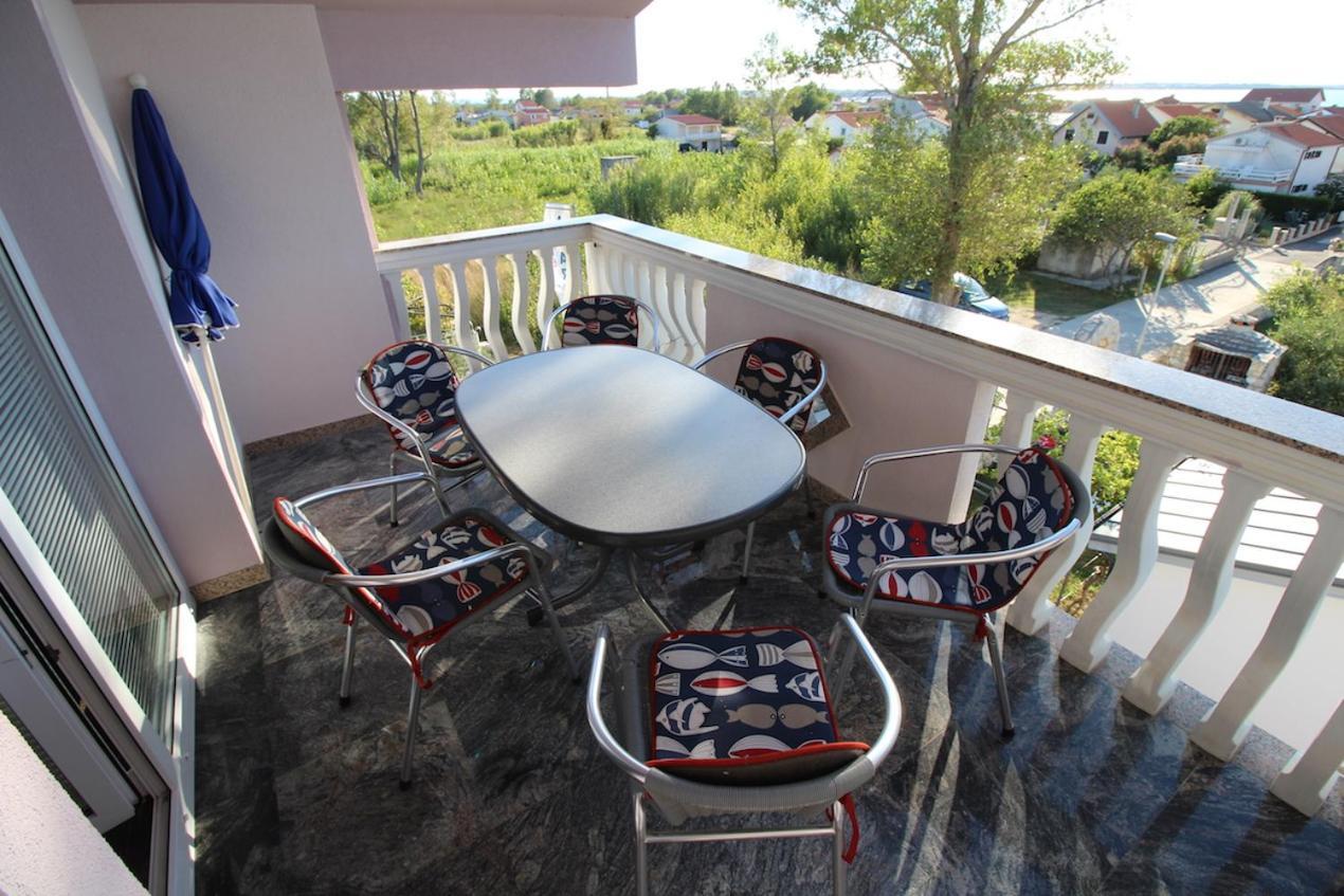 Apartments Helena Zadar Врси Экстерьер фото