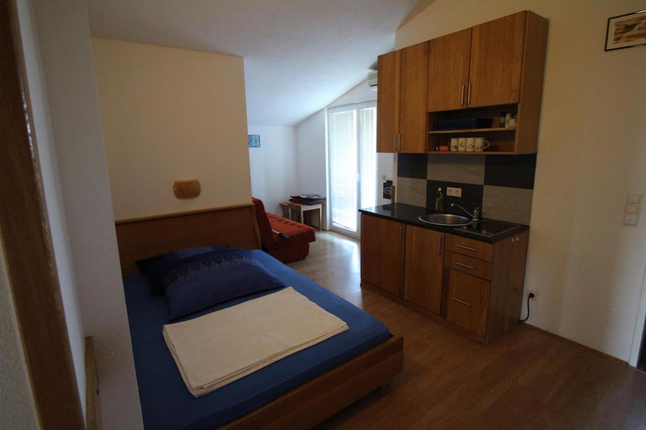 Apartments Helena Zadar Врси Экстерьер фото
